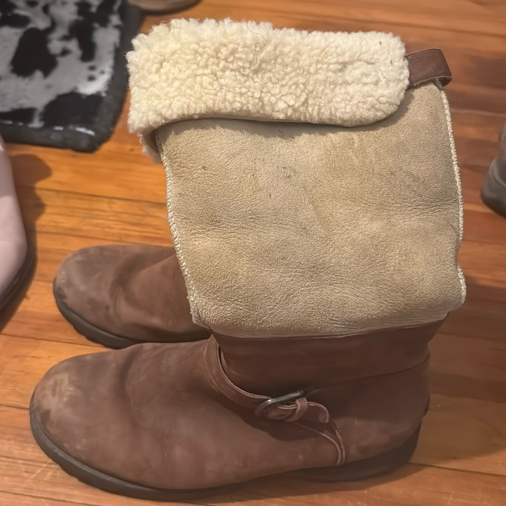 Ugg winter boots